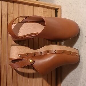 JCREW Leather Clogs size 7